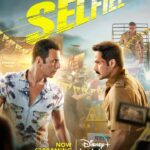 Akshay Kumar Instagram - You don’t want to miss this face off between a Superstar and a Super Fan. Who will you side with? #Selfiee is Now Streaming. #SelfieeOnHotstar @akshaykumar @therealemraan @nushrrattbharuccha @dianapenty @karanjohar @apoorva1972 @therealprithvi @supriyamenonprithviraj @iamlistinstephen @raj_a_mehta @rishiwrites @dharmamovies @starstudios #CapeOfGoodFilms @prithvirajproductions @vbfilmwala @magicframes2011 @anshul300 @playdmfofficial