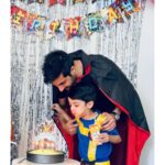 Akshay Oberoi Instagram – And just like that, he’s 6! ❤️

#AvyaansBirthday #FatherSon #HappyBirthday #HomemadeCostumes