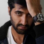 Akshay Oberoi Instagram – Let’s see who blinks first 😉

#Trending #TrendingReels #ReelIt #ReelItFeelIt