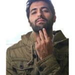 Akshay Oberoi Instagram – You talking to me?

#Wednesday #WednesdayVibes