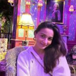 Alia Bhatt Instagram - LDN 2023 🍰