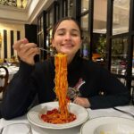 Alia Bhatt Instagram - T H I R T Y ☀️