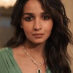 Alia Bhatt Instagram - hey 🫠