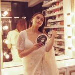 Alia Bhatt Instagram - meet my friend - my fan 🫠🫶