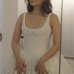 Alia Bhatt Instagram - @aliaabhatt turned to designer @PrabalGurung for her #MetGala debut, for which even this superstar was a little nervous. Wobbly knees were nowhere to be seen once this glamorous look hit the carpet, though. The all-white outfit elegantly fit into the night’s dress code of “in honor of Karl.” Featuring a dramatic sheer train and hundreds (if not thousands) of pearl beads, the look served up pure princess bride—which certainly was a recurring theme in the decades-spanning catalog of Lagerfeld’s work. Another nice touch? She wore a single fingerless glove, which was one of Lagerfeld’s favorite accessories (though he wore two). Tap the link in our bio to watch the star get ready for fashion’s biggest night. Director: @shrutirya Director of Photography: @madebymoubayed Editor: @__katiewolford__ Producer: @__jamierebecca__ Assistant Camera: @longlogantall Audio: @nicmaupin Filmed at: @rosewoodthecarlyle