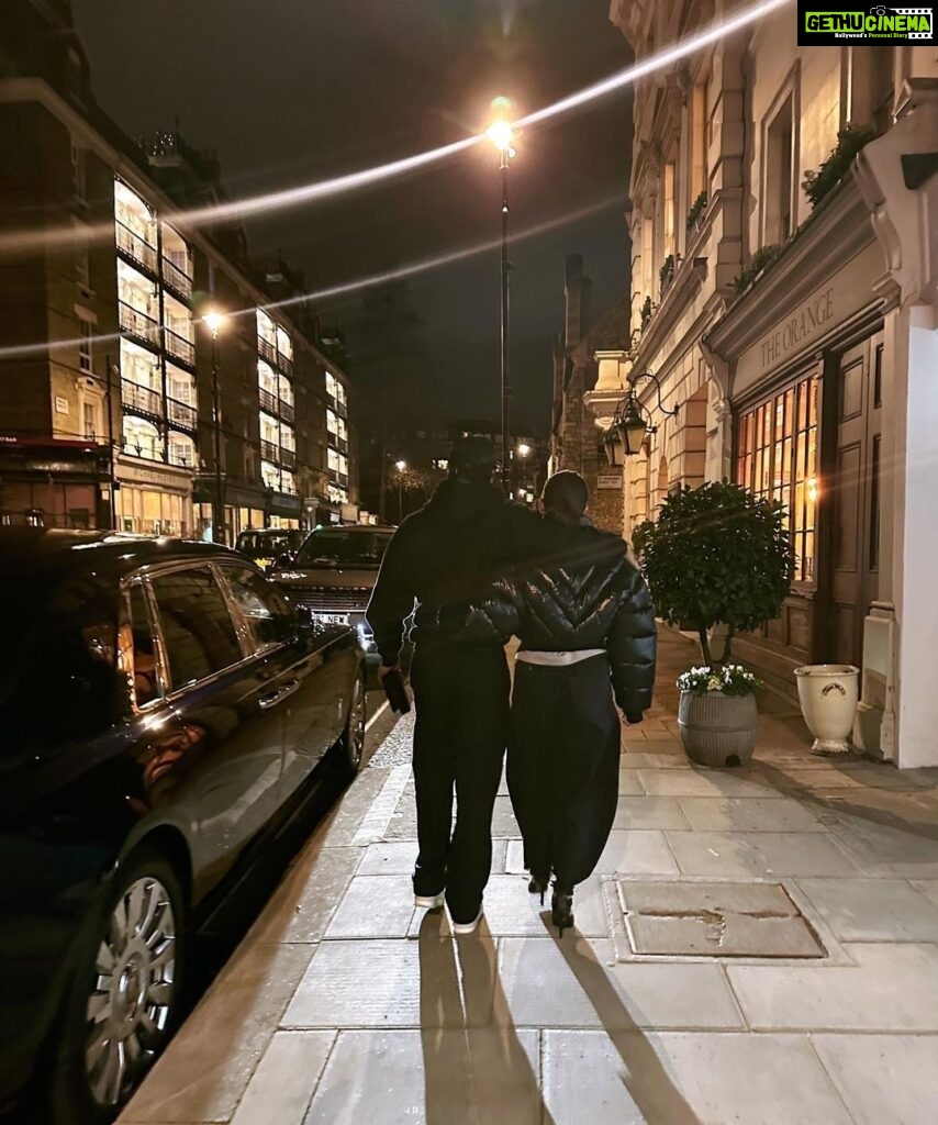 Alia Bhatt Instagram - LDN 2023 🍰