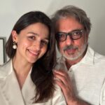 Alia Bhatt Instagram - meet my friend - my fan 🫠🫶