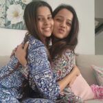 Alice Kaushik Instagram - Sleepover so good that now we are going to sleep again 😴 #nofilter #RawLove Good morning and goodnight 😋 Okay bye 💗