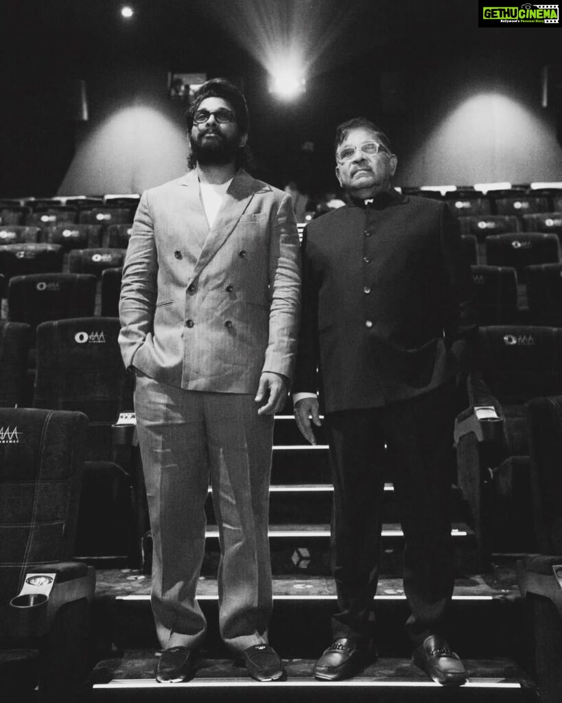 Allu Arjun Instagram - Happy Fathers Day to all the fathers in world . Spl wishes to the best father in the world 🖤