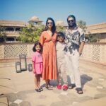 Allu Arjun Instagram – Had such a lovely time here … A short sweet break with family ❤️🤍💖 Six Senses Fort Barwara