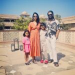 Allu Arjun Instagram - Had such a lovely time here … A short sweet break with family ❤️🤍💖 Six Senses Fort Barwara