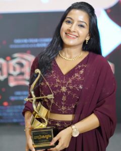 Alphy Panjikaran Instagram - Happiness❤️❤️ @malikappurammovie @pastelsandmore__ 👗 @_arya_jithins_makeover 💄 @vinovijay_fotografiaofficial 📸 #happiness #thanku #god #picoftheday #malikappurammovie #malikappuram #movie #success #celebration #function #happy #explore #life #instagram #instagood #instalike #cinema #passion #reels #explorepage #love #kochidiaries
