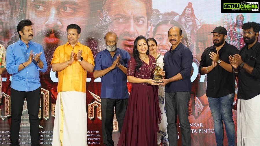 Alphy Panjikaran Instagram - Thankyou Godβ€οΈπ€ Success celebration π @malikappurammovie @venukunnappilly @iamantojoseph @imagiophotography_official πΈ @rahulphotoshoot @pastelsandmore__ π @_arya_jithins_makeover π #success #celebration #movie #malikapuram #cinema #malikapurammovie IMA House, Cochin.