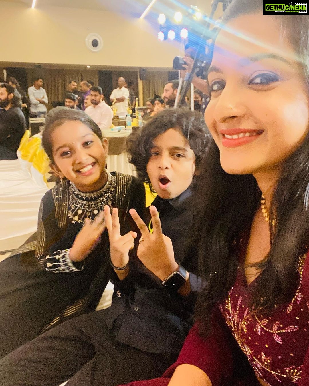 Alphy Panjikaran Instagram - Happiness❤️❤️ @malikappurammovie @pastelsandmore__ 👗 @_arya_jithins_makeover 💄 @vinovijay_fotografiaofficial 📸 #happiness #thanku #god #picoftheday #malikappurammovie #malikappuram #movie #success #celebration #function #happy #explore #life #instagram #instagood #instalike #cinema #passion #reels #explorepage #love #kochidiaries