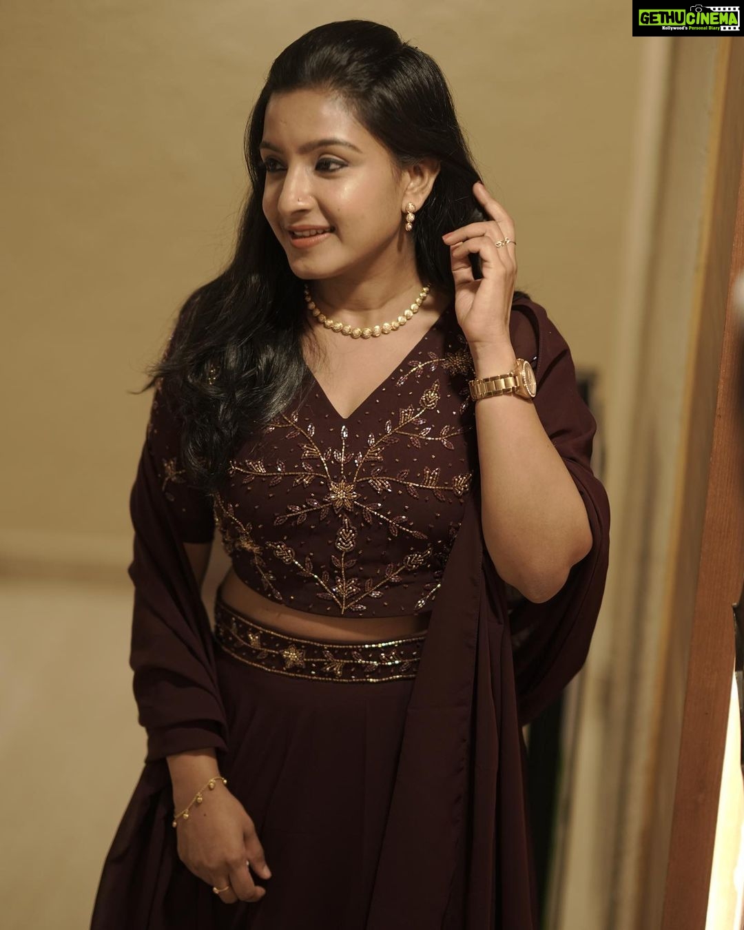 Alphy Panjikaran Instagram - @vinovijay_fotografiaofficial 📸 @dj_candid_weddings_ 📸 Mua: @_arya_jithins_makeover Costume : @pastelsandmore__ #picoftheday #movie #celebration #success #malikapuram #malikappurammovie #happiness #love #life #weekday #special #peace #happy #cinema #passion #instagram #photography #photoshoot #explore #explorepage #reels #happyface