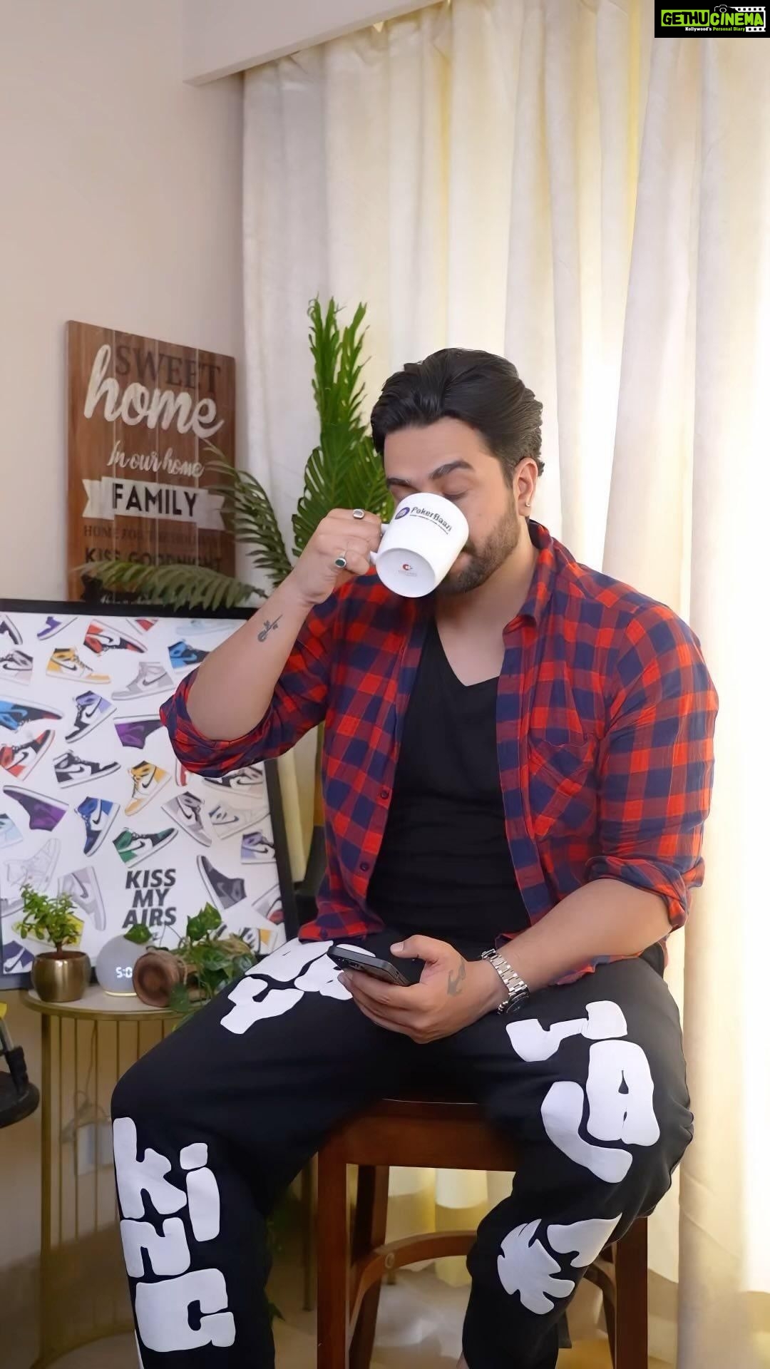 Aly Goni Instagram - Poker me excitement aur thrill ki kami kabhi ho hi nahi sakti hai boss! Jao aur khud experience karo!🤩 #PokerLife #PokerWorld #PokerGrind #PokerFame #PokerHustle #PokerMaster #PokerDreams