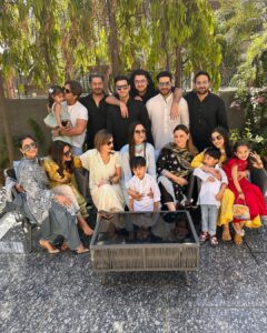 Aly Goni Instagram - Eid Mubarak 🌙❤️