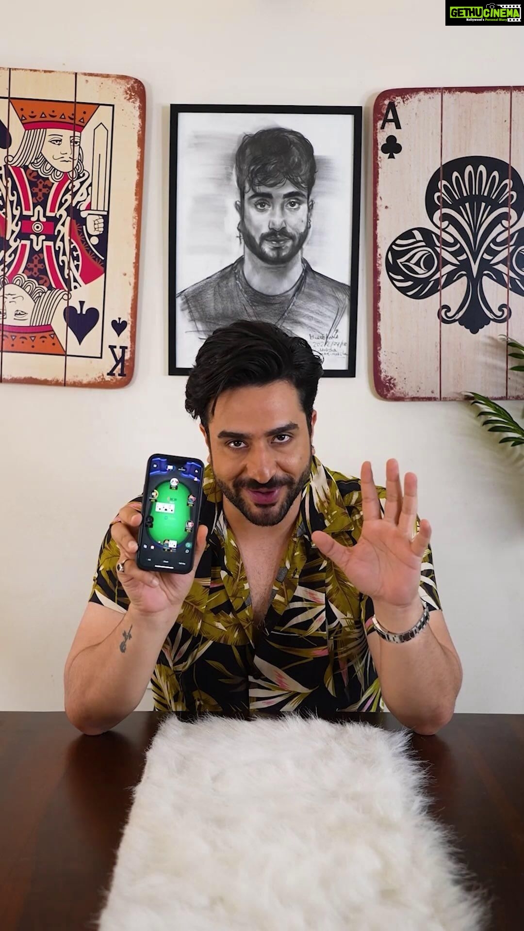 Aly Goni Instagram - Ufff… Poker me smart logon ko beat karne ka maza hi kuch aur hai yaar!😂💪 #PokerLife #PokerWorld #PokerGrind #PokerFame #PokerHustle #PokerMaster #PokerDreams