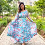 Alya Manasa Instagram - This pretty dress I bought @yazhli_collection I'm love this outfit thank you so much😍 Best shopping page in Instagram @yazhli_collection Good quality & very low Price😍thanks for lovely outfit @yazhli_collection . Offers live on & Go and check the story @yazhli_collection