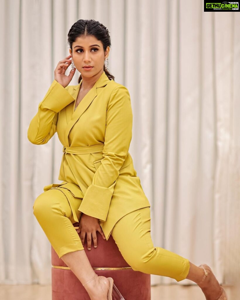 Alya Manasa Instagram - More to go @yaradesigners keep it up for the gud work Loved this outfit Outfit @yaradesigners Styled by @indu_ig Makeup @makeup_by_kez Hairdo @banu_hairstylist_sareedrapist Shot by @dhanush__photography Location @kezmakeupstudioandacademy Earring @fineshinejewels