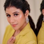 Alya Manasa Instagram - What a finish u gave me is really amazing @makeup_by_kez Team behind Makeup @makeup_by_kez Hairdo @banu_hairstylist_sareedrapist Location @kezmakeupstudioandacademy Earring @fineshinejewels Shot @dhanush__photography Styled @indu_ig Outfit @yaradesigners