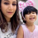 Alya Manasa Instagram - We both tried this trending reel Aila cutie pie did it even more cuter 😘😘😘😘😘😘🥰😍😍😍😍😍🥰🥰