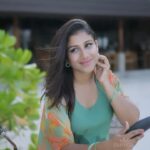 Alya Manasa Instagram - Reel-o-reel u 😂😂!! Neenga ethuvum Thapa ninaikathinga Just oru reel update avlothan 😉 . . #nofilter #style #music #beauty #ootd #outfits #trending