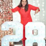 Alya Manasa Instagram - Happily celebrating my 28th year birthday with my family ,friends & co workers Thank u @sanjeev_karthick my love 😍 for making this much arrangements for my birthday ..I dint expect these surprises Thank you for all your wishes & prayers Let us all live happily together each & everyday Moments are beautiful shot @dhanush__photography