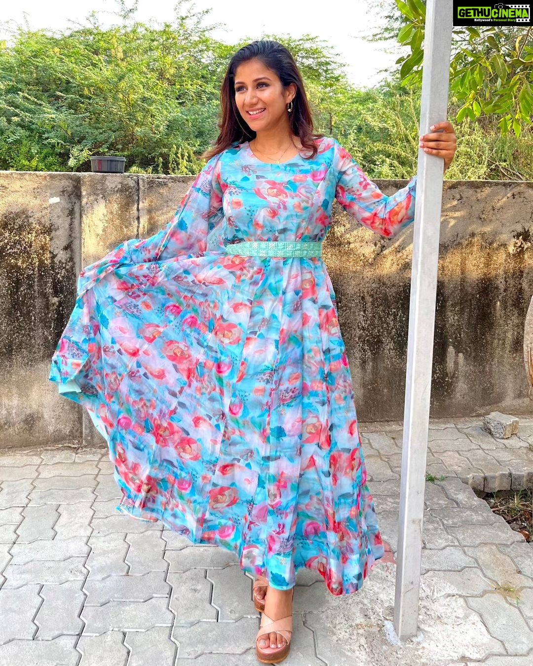 Alya Manasa Instagram - This pretty dress I bought @yazhli_collection I'm love this outfit thank you so much😍 Best shopping page in Instagram @yazhli_collection Good quality & very low Price😍thanks for lovely outfit @yazhli_collection . Offers live on & Go and check the story @yazhli_collection