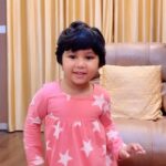 Alya Manasa Instagram – My cute little Cinderella at her style #ailapapa