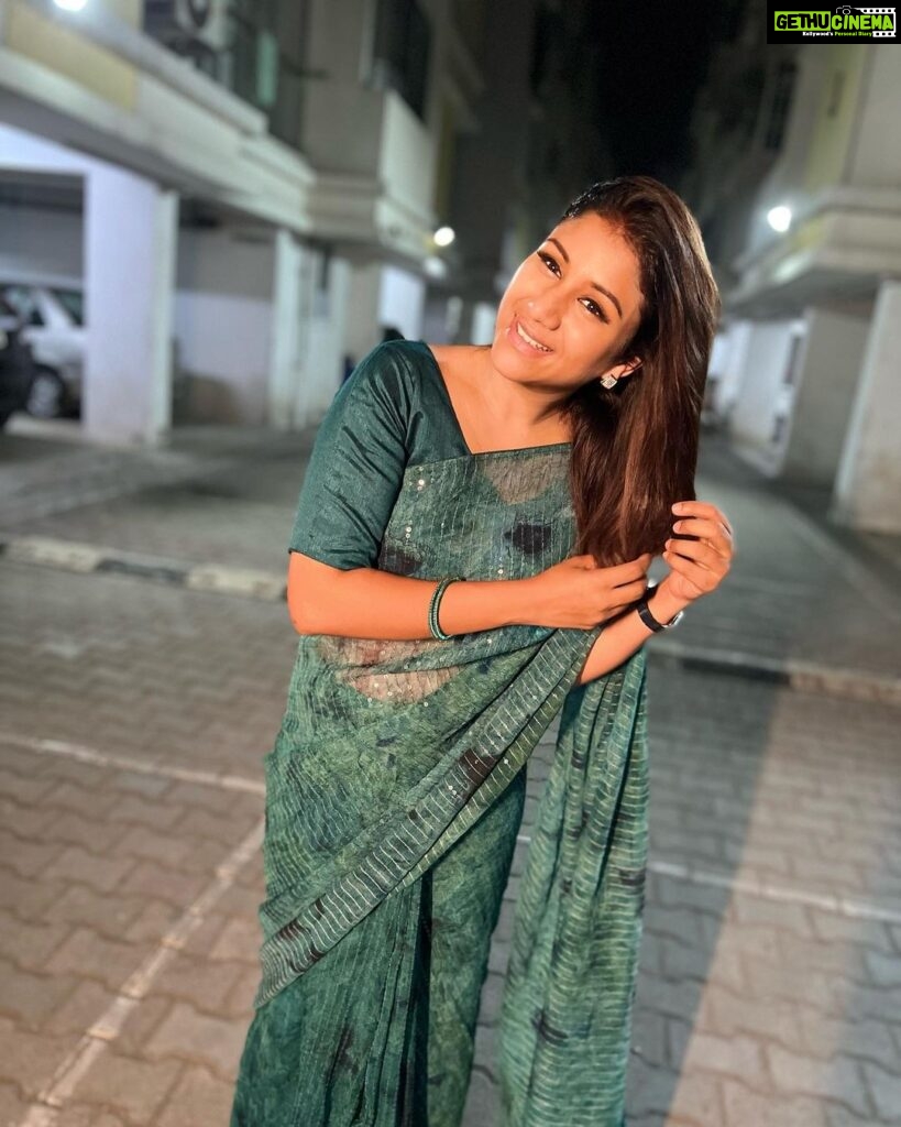Alya Manasa Instagram - Let ur time shine ✨ like this saree ✨ shine @kanmani_fashion_world thank u for a beautiful saree