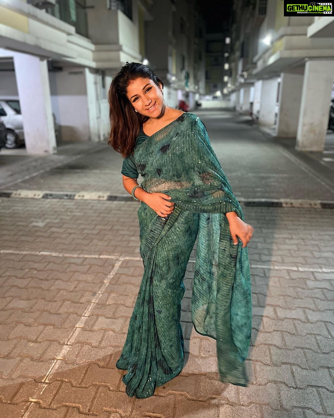 Alya Manasa Instagram - Let ur time shine ✨ like this saree ✨ shine @kanmani_fashion_world thank u for a beautiful saree