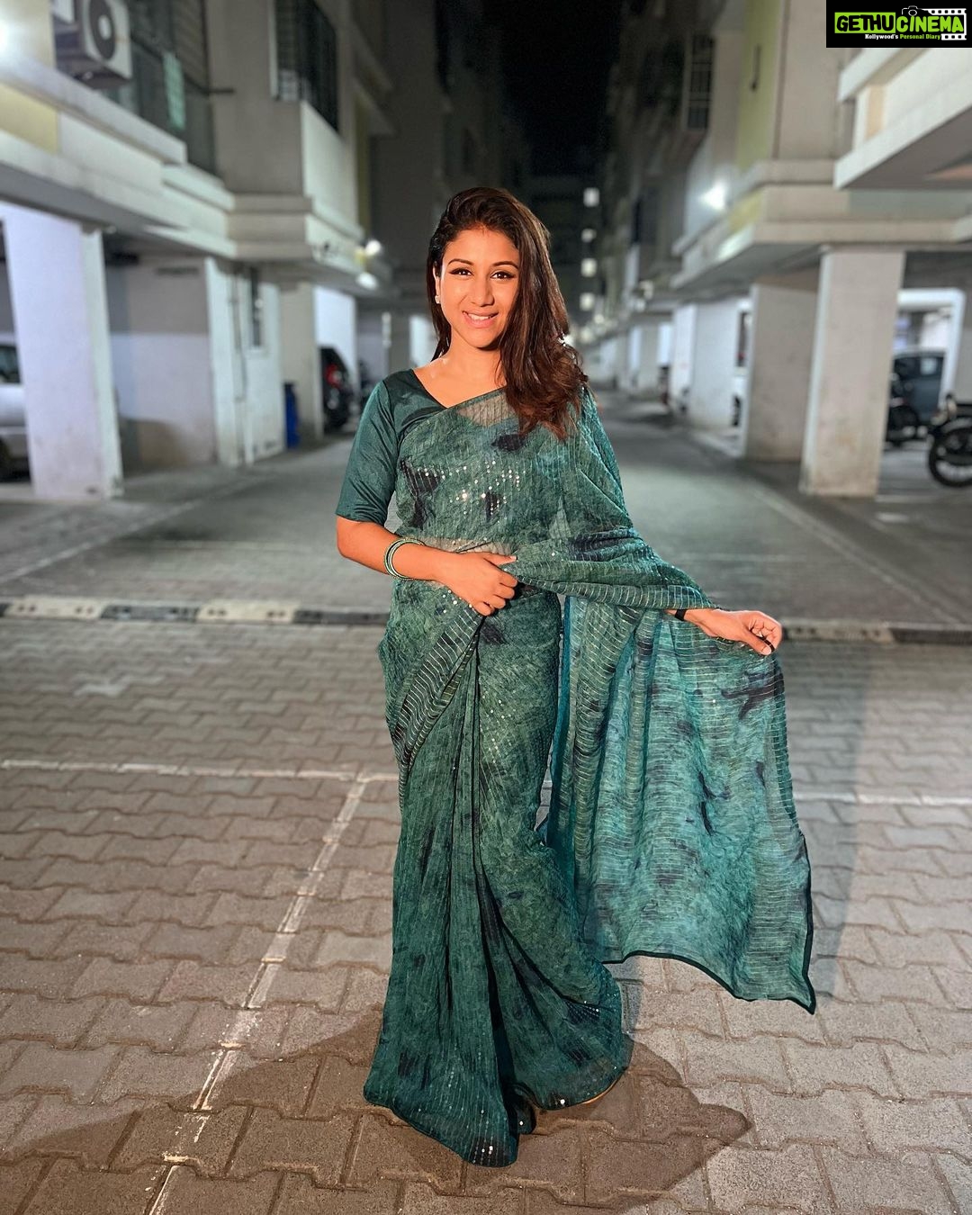 Alya Manasa Instagram - Let ur time shine ✨ like this saree ✨ shine @kanmani_fashion_world thank u for a beautiful saree