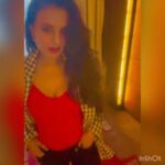 Ameesha Patel Instagram - PUNE … EVENT MODE … WoRK MODE always a pleasure working with Mr Mahesh and his team!4 any events ,Corporate Shows,Endorsements etc contact my most trusted manager .. Mr MAHESH on +91 98330 20363👍🏻👍🏻✔️💯💖