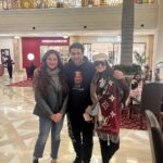 Ameesha Patel Instagram – Lovely to meet u and spend time with u last evening my lovely lovely @mumtazpatels💖 @kuunalgoomer 💗💗