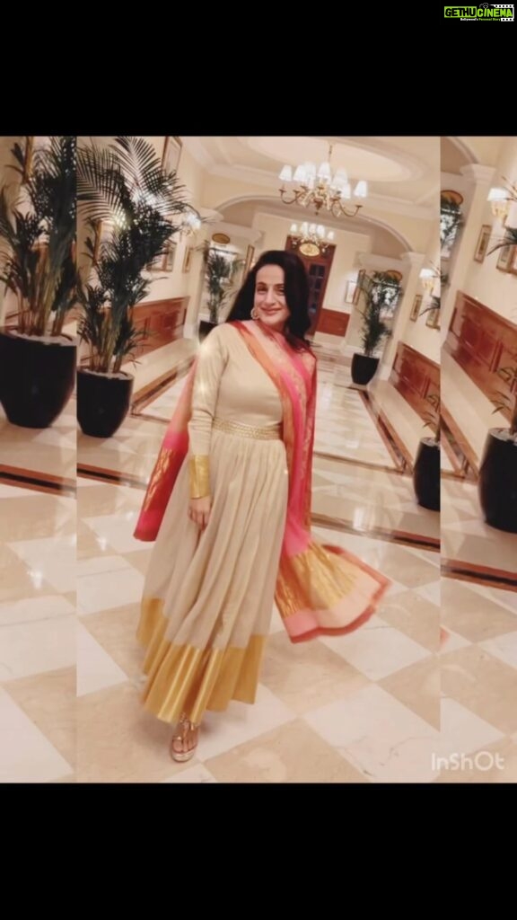 Ameesha Patel Instagram - DELHI … EVENT READY Styled by and wearing @shanayadesignsuae Hair @rajnivishwkrma 💖💖💖💖🧿🧿