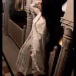 Ameesha Patel Instagram - UDAIPUR… about last nite … work mode .. lovwly evening .. thank u for all the love .. ♾♾🧿💖💖💕💕💞 Wearing @shanayadesignsuae Hair @rajnivishwkrma ❣️❣️ Event by @silverbell.networks For queries , contact : silverbellmktg@gmail.com