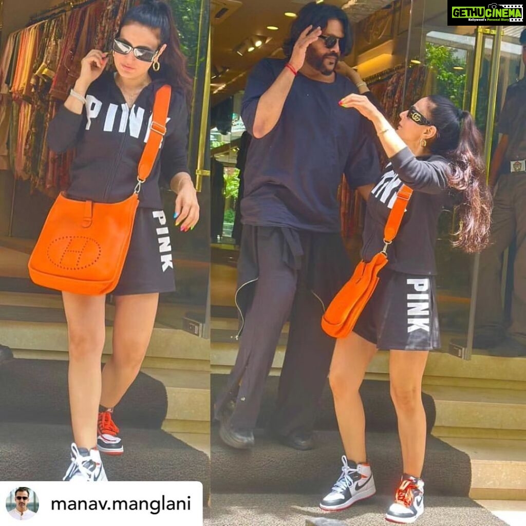 Ameesha Patel Instagram - Posted @withregram • @manav.manglani Ameesha patel spotted with designer #RockyS at his store for outfit trials this morning in Bandra @ameesha_patel_99