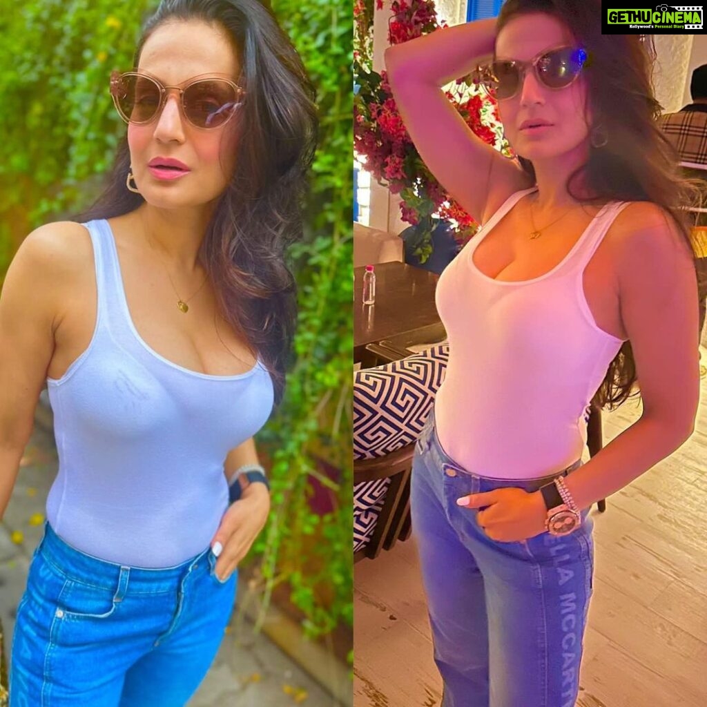 Ameesha Patel Instagram - 🔥🧿🧿🧿💋💋💋💙💙