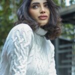 Ameya Mathew Instagram - വൈറ്റ് ഫോറസ്റ്റ് ! 😌😉🤍🕺🏻 . Videography @robin_fotografia Makeup @akhilasmakeover_ Location @40.feet . #trendingreels #reelitfeelit #instagramreels #🤍 Trivandrum, India