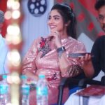 Ameya Mathew Instagram - സ്വപ്‌നങ്ങൾക്ക്‌ അതിരുകളില്ല... സിനിമയ്ക്കും…!🎥📽️🎞️ നമ്മുടെ സ്വന്തം അനന്തപുരിയിൽ എനിക്ക് ഏറെ പ്രിയപ്പെട്ട SCT Engineering College - ൽ 'ചിത്രം' ഫിലിം ഫെസ്റ്റിവൽ ഉദ്ഘാടനം ചെയ്യാൻ ലഭിച്ച ചില മുഹൂർത്തങ്ങൾ. . Really grateful to be invited for the Inauguration of this film fest. Thanking all the concerned members for giving me this opportunity.❤️ @sct_students_union_ . 📸 @vysxkh @murali_krishnan_va @__brahmadath_m_b__ MUA @akhilasmakeover_ SCT College of Engg