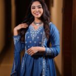 Ameya Mathew Instagram - ഭൂതകാലത്തെ വിട്ട് വർത്തമാനകാലത്ത് ജീവിച്ച് ഭാവിയെക്കുറിച്ച് സ്വപ്നം കാണുക... It’s all about those happy moments…!🤩 . @vidya.portal , Thank you for inviting me over for your new branch's inauguration.💫 . Photography : @stories_by_abinphotography Costume : @jishnuandvishnu Make-up n’ Hair : @neethusmruthy @fashion.fleek.kochi Pathanamthitta