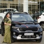 Ameya Mathew Instagram - ആദ്യം S-Presso വന്നു… പിന്നെ Polo GT വന്നു… ഇപ്പോൾ ദാ ഇവനും… പുതിയ ചങ്ങായി ‘KIA SONET’. 🤩 ആരായിരിക്കും അടുത്തത് ?? കുറ്റപ്പെടുത്തുന്നവരും വിമർശിക്കുന്നവരും ആ പണി ചെയ്യട്ടെ... നമ്മൾ മുന്നേറി പൊയ്ക്കോണ്ടേയിരിക്കുക. പോകാനേറെ ദൂരമുണ്ടിനിയും…🚗💨💥🥳 For the ardent vehicle lover in me, and to more journeys forward. By the grace and blessings from Almighty, I've switched to my third ride- Kia Sonet.🖤 @kiamotorindia . . #newride #kia #milestogo #travelcompanion Outfit @jishnuandvishnu 💄 @touchedbyreshma 📸 @aswin.ajayakumar_ NCS KIA Trivandrum