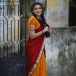 Ameya Mathew Instagram - തമിഴ് സെൽവി !👧🏻🫣😌😜 NB : ഇന്ത സീരീസ് പിക്സോടെ ലാസ്റ്റ് പോസ്റ്റ്‌ ഇതു..!😌😹 . . Team: @shotsbyuv @sat_narain Outfit: @ivalinmabia Muah: @ramyaa_makeupartistry Chennai, India