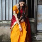 Ameya Mathew Instagram - പസങ്കകളുക്ക്‌ പൊണ്ണുങ്കെ ടഫാ ഇറുക്രത് വിടെ ക്യൂട്ടാ… ഇന്നസെന്റാ… ഇറുക്രവങ്കളെ താൻ റൊമ്പ പിടിക്കും…!!😌🤓😅🙊 . . Team: @shotsbyuv @sat_narain Outfit: @ivalinmabia Muah: @ramyaa_makeupartistry #tamilponnu #chennai #❤️ Chennai, India