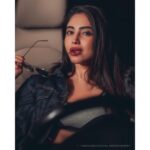 Ameya Mathew Instagram - "അമേയ മാത്യു ഒരു അഹങ്കാരിയാണ് "... പിന്നിൽ ചിലർ അടക്കം പറയുന്നു... മറ്റുള്ളവർ പറയാൻ മടിക്കുന്ന ചില കാര്യങ്ങൾ തുറന്ന് പറയുന്നയാളുകളെ വിളിക്കുന്ന പേരാണ് അഹങ്കാരി എന്നതെങ്കിൽ... ഞാൻ അഹങ്കാരി തന്നെയാണ്…! 😌😁🫢 . . 📸 @im_yadhuvenugopal 📍 @foxhole.tcr Foxhole Tcr