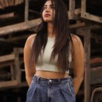 Ameya Mathew Instagram - അവളുടെ രാവുകൾ…😌😬😜🌚 . . Captured by @sat_narain 💫 @arunprajeethm 🤩 #chennai #traveldiaries #exploring Chennai, India