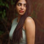 Ameya Mathew Instagram - അവളുടെ രാവുകൾ…😌😬😜🌚 . . Captured by @sat_narain 💫 @arunprajeethm 🤩 #chennai #traveldiaries #exploring Chennai, India