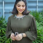 Ameya Mathew Instagram - സ്​നേഹത്തി​ന്റെയും സാഹോദര്യത്തി​ന്റെയും സൗഹൃദത്തി​ന്റെയും അറിവുകൾ നൽകികൊണ്ട് മറ്റൊരു ചെറിയ പെരുന്നാൾകൂടി വന്നെത്തിയിരിക്കുന്നു. നിങ്ങളുടെ എല്ലാ സ്വപ്നങ്ങളും സാക്ഷാത്കരിക്കാന്‍ ഈ ഈദ് ഒരു തുടക്കമാക്കട്ടെയെന്ന് പ്രാർത്ഥിക്കുന്നു. ഈദുല്‍ ഫിത്തര്‍ ആശംസകള്‍… ☪️🌙💫✨ . 📸 @robin_fotografia 👗 @aisenstudio 💄 @akhilasmakeover_ 📍 @40.feet #eidmubarak #❤️ Trivandrum, India