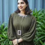 Ameya Mathew Instagram - സ്​നേഹത്തി​ന്റെയും സാഹോദര്യത്തി​ന്റെയും സൗഹൃദത്തി​ന്റെയും അറിവുകൾ നൽകികൊണ്ട് മറ്റൊരു ചെറിയ പെരുന്നാൾകൂടി വന്നെത്തിയിരിക്കുന്നു. നിങ്ങളുടെ എല്ലാ സ്വപ്നങ്ങളും സാക്ഷാത്കരിക്കാന്‍ ഈ ഈദ് ഒരു തുടക്കമാക്കട്ടെയെന്ന് പ്രാർത്ഥിക്കുന്നു. ഈദുല്‍ ഫിത്തര്‍ ആശംസകള്‍… ☪️🌙💫✨ . 📸 @robin_fotografia 👗 @aisenstudio 💄 @akhilasmakeover_ 📍 @40.feet #eidmubarak #❤️ Trivandrum, India